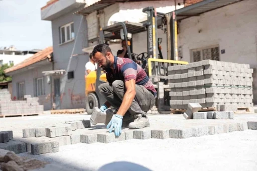 İncirliova&rsquo;da yeni yollar bayrama yetişecek
