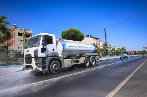 İncirliova karayolunda temizlik &ccedil;alışmaları tamamlandı
