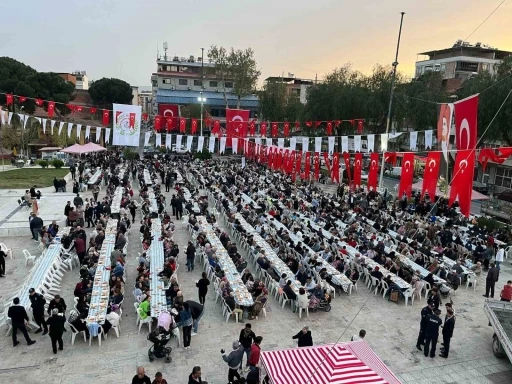 İncirliovalılar Kadir Gecesi İftarı’nda buluştu
