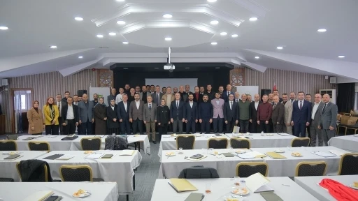 İneg&ouml;l Belediyesi 2025&rsquo;i değerlendirdi, 2026 hedeflerini masaya yatırdı
