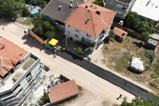 İneg&ouml;l&rsquo;de yollar yenileniyor
