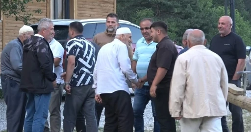 İneg&ouml;l&rsquo;deki Erzurumlular Domani&ccedil; Kocayayla&rsquo;da buluştu
