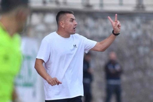 İneg&ouml;lspor hocasıyla yolları ayırdı

