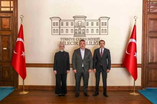İnhisar ve Yenipazar kaymakamları g&ouml;reve başladı
