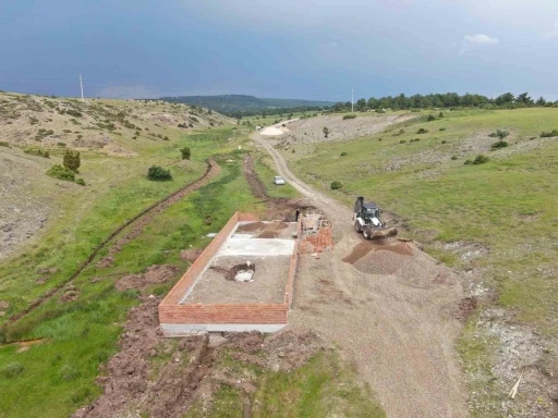 İn&ouml;n&uuml; Belediyesi &ccedil;alışmalarını s&uuml;rd&uuml;r&uuml;yor
