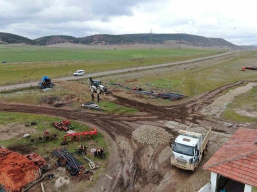 İn&ouml;n&uuml;&rsquo;de mahalle i&ccedil;i yollar yenileniyor
