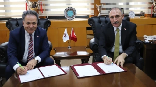 İn&ouml;n&uuml; &Uuml;niversitesi ile Fırat &Uuml;niversitesi arasında iş birliği protokol&uuml;
