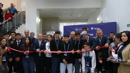 İn&ouml;n&uuml; &Uuml;niversitesi kapılarını gen&ccedil; buluş&ccedil;ulara a&ccedil;tı
