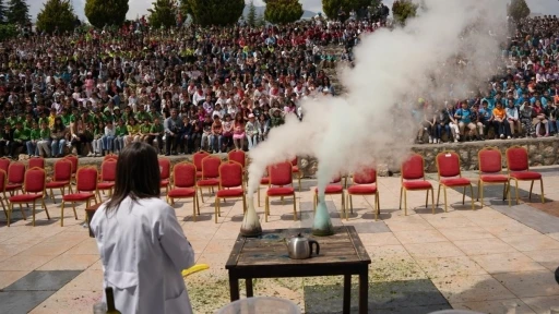 İn&ouml;n&uuml; &Uuml;niversitesi&rsquo;nde "Bilim, Sanat ve K&uuml;lt&uuml;r Şenliği" heyecanı
