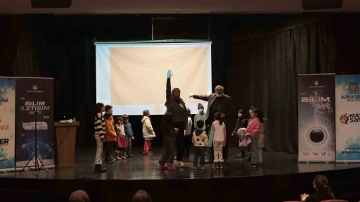 İn&ouml;n&uuml; &Uuml;niversitesi&rsquo;nden &uuml;&ccedil; kuşağı bir araya getiren bilim kafe etkinliği
