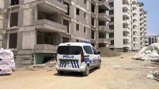 İnşaattan Düşen İşçi Hayatını Kaybetti