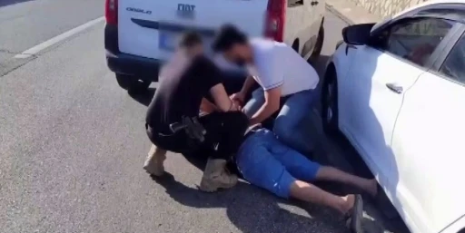 İnsan taciri s&uuml;r&uuml;c&uuml;ye 300 bin TL trafik cezası
