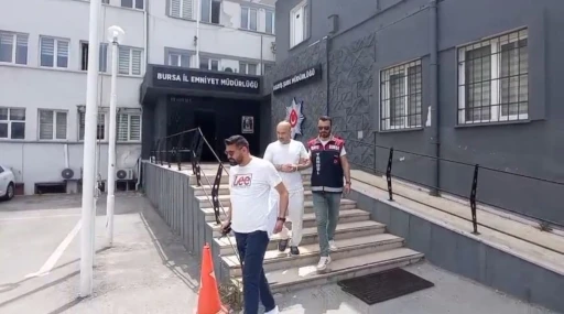İnternetten iş başvurusunda bulundu, patronu tarafından 817 bin lira dolandırıldı
