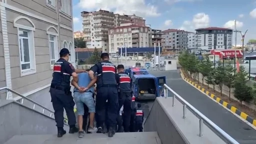 İnternetten tanıştılar, mesire alanında saldırıya uğradı
