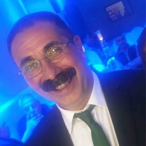 İntihar denilen &ouml;l&uuml;m&uuml;n sırrını JASAT &ccedil;&ouml;zd&uuml;: Kavga ederken balkondan d&uuml;şt&uuml;ler, altta kalan kişi can verdi
