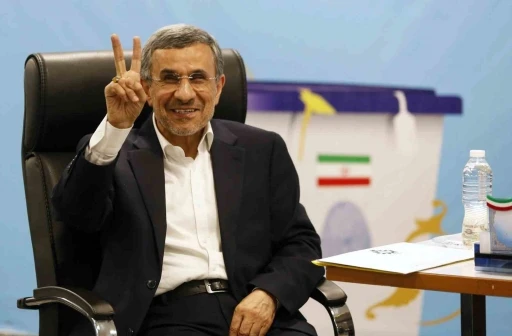 İran&rsquo;ın eski Cumhurbaşkanı Ahmedinejad&rsquo;ın &ouml;ld&uuml;r&uuml;ld&uuml;ğ&uuml; iddia edildi
