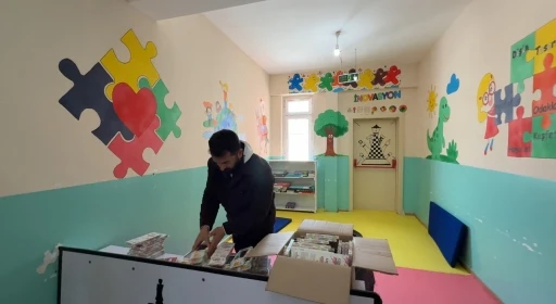 İran sınır hattındaki &ouml;ğrencilere akıl ve zeka oyunları desteği
