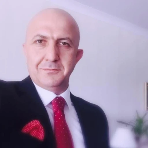 İş adamı Aydın &Ccedil;avuşoğlu hayatını kaybetti
