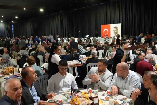 İş İnsanı Türkal: &quot;Aydınlık geleceğe Anadolu’dan hep beraber yürüyelim istiyorum&quot;
