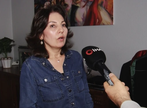 İş vaadiyle tuzağa düşürdükleri kadınının 79 bin lirasını dolandırdılar
