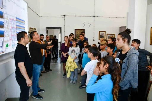 İşitme engelli öğrenciler, MESKİ Filtre Su Müzesi’ni ziyaret etti
