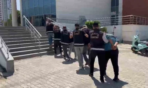 İskenderun’da aranan 5 kişi yakalandı
