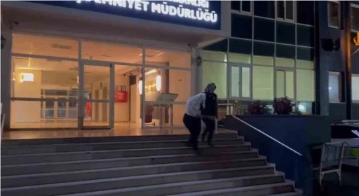 İskenderun&rsquo;da fuhuş operasyonu; 3 g&ouml;zaltı
