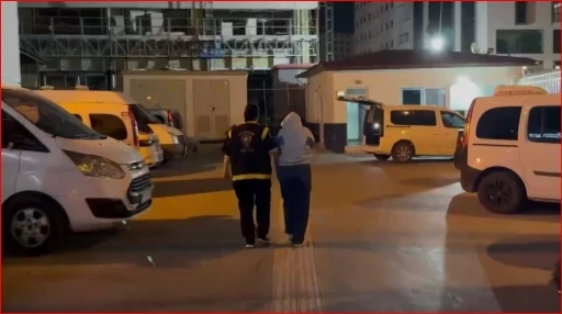 İskenderun&rsquo;da g&uuml;n&uuml;birlik evlere fuhuş operasyonu
