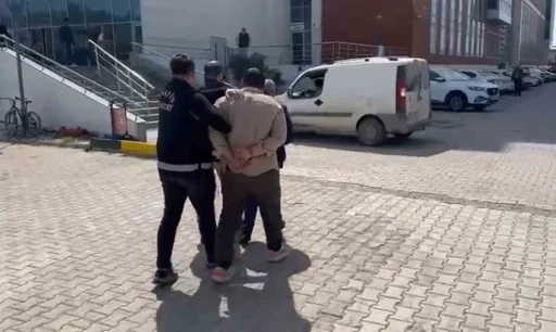 İskenderun’da hapis cezası ile aranan 3 kişi tutuklandı
