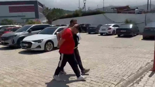 İskenderun&rsquo;da hapis cezası ile aranan şahıs yakalandı
