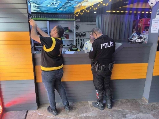 İskenderun&rsquo;da internet kafe ve oyun alanlarına denetim
