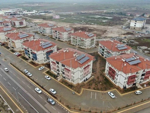 İslahiye deprem konutlarının y&uuml;zde 97&rsquo;si hak sahiplerine teslim edildi
