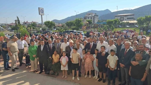 İslahiye il&ccedil;esi, Kaymakam Mehmet Soylu&rsquo;ya konvoy ve g&ouml;zyaşlarıyla veda etti
