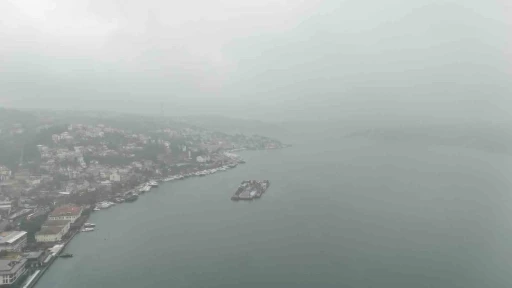 İstanbul bayram sabahına sisle uyandı
