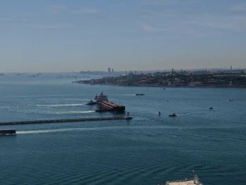 İstanbul Boğazı gemi trafiğine tekrar açıldı
