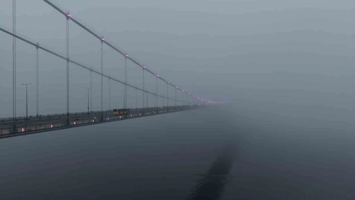 İstanbul Boğazı&rsquo;nda sis etkili oluyor
