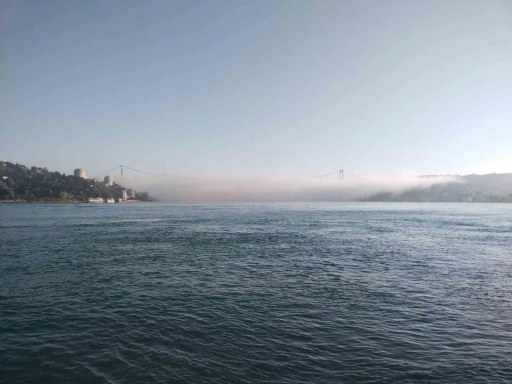 İstanbul Boğazı&rsquo;nda yoğun sis
