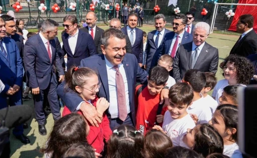 İstanbul’da 2 milyon 859 bin 468 öğrenci karne aldı
