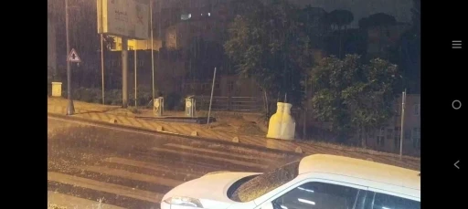 İstanbul&rsquo;da beklenen yağış başladı
