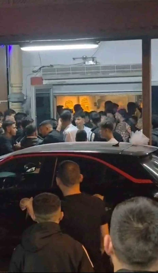 İstanbul’da düğün salonundaki kavga kamerada
