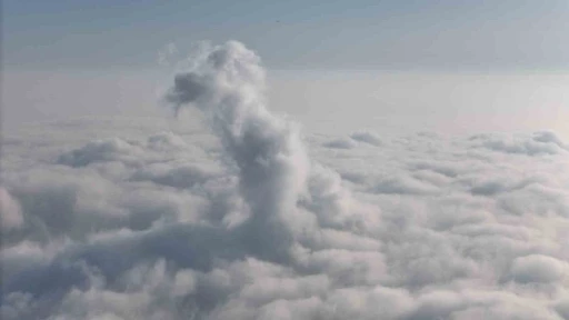 İstanbul’da masalsı sis manzaraları dronla görüntülendi
