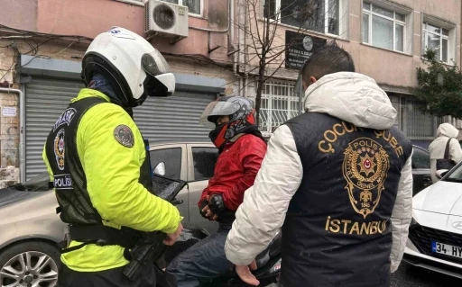 İstanbul&rsquo;da okul &ccedil;evrelerinde denetim
