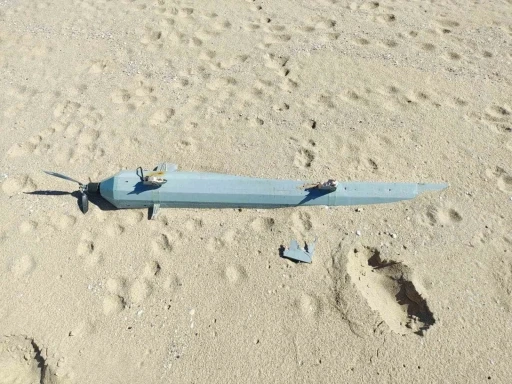 İstanbul Karaburun sahilinde &uuml;zerinde patlayıcı madde bulunan insansız hava aracı bulundu
