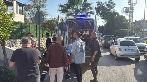İşten d&ouml;nen kadına bah&ccedil;ede bı&ccedil;aklı saldırı
