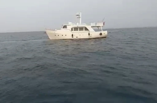 İtalya rotasındaki &ouml;zel teknede d&uuml;zensiz g&ouml;&ccedil;men operasyonu

