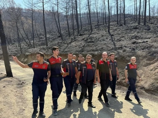 İtfaiye yetkilileri Antakya’da orman yangının yaşandığı bölgede inceleme yaptı
