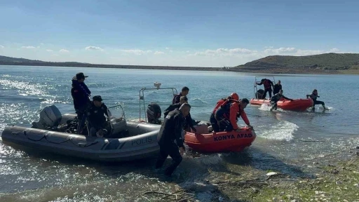 İvriz Baraj G&ouml;l&uuml;&rsquo;nde ger&ccedil;eğini aratmayan tatbikat
