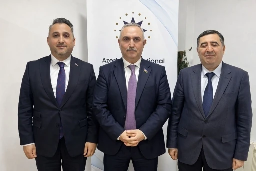 İZAZDER Başkanı Altay&rsquo;dan Bak&uuml;&rsquo;de sivil toplum diplomasisi
