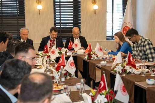 İzmir Adliyesinin 2025 bilan&ccedil;osu a&ccedil;ıklandı: Karar sayısında b&uuml;y&uuml;k artış
