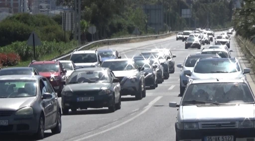 İzmir&rsquo;de ara&ccedil; sayısı 2 milyon 144 bini ge&ccedil;ti
